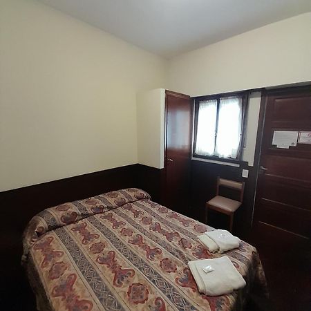 Hotel Raglan มาร์เดลปลาตา ภายนอก รูปภาพ